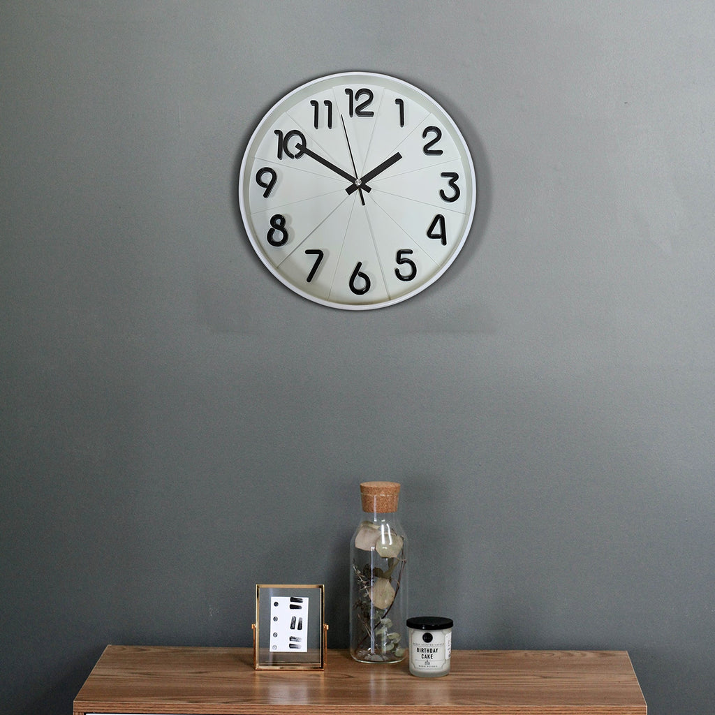 Modern Round Silent Wall Clock - Non-Ticking Decorative Home Office Timepiece