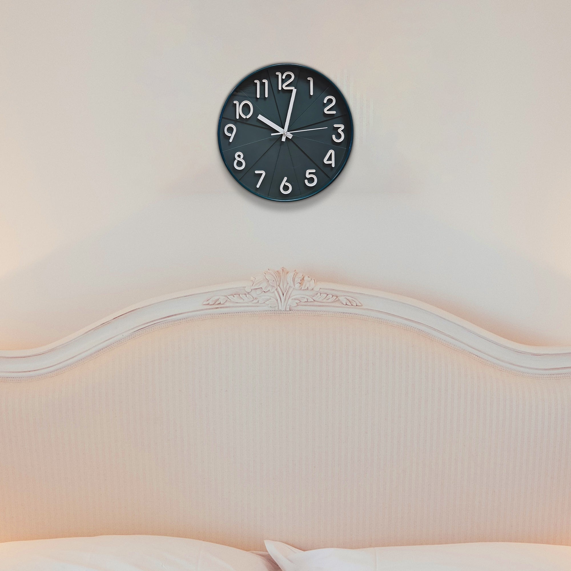 Stylish Silent Round Wall Clock for Home Decor, Non-Ticking, Easy Read