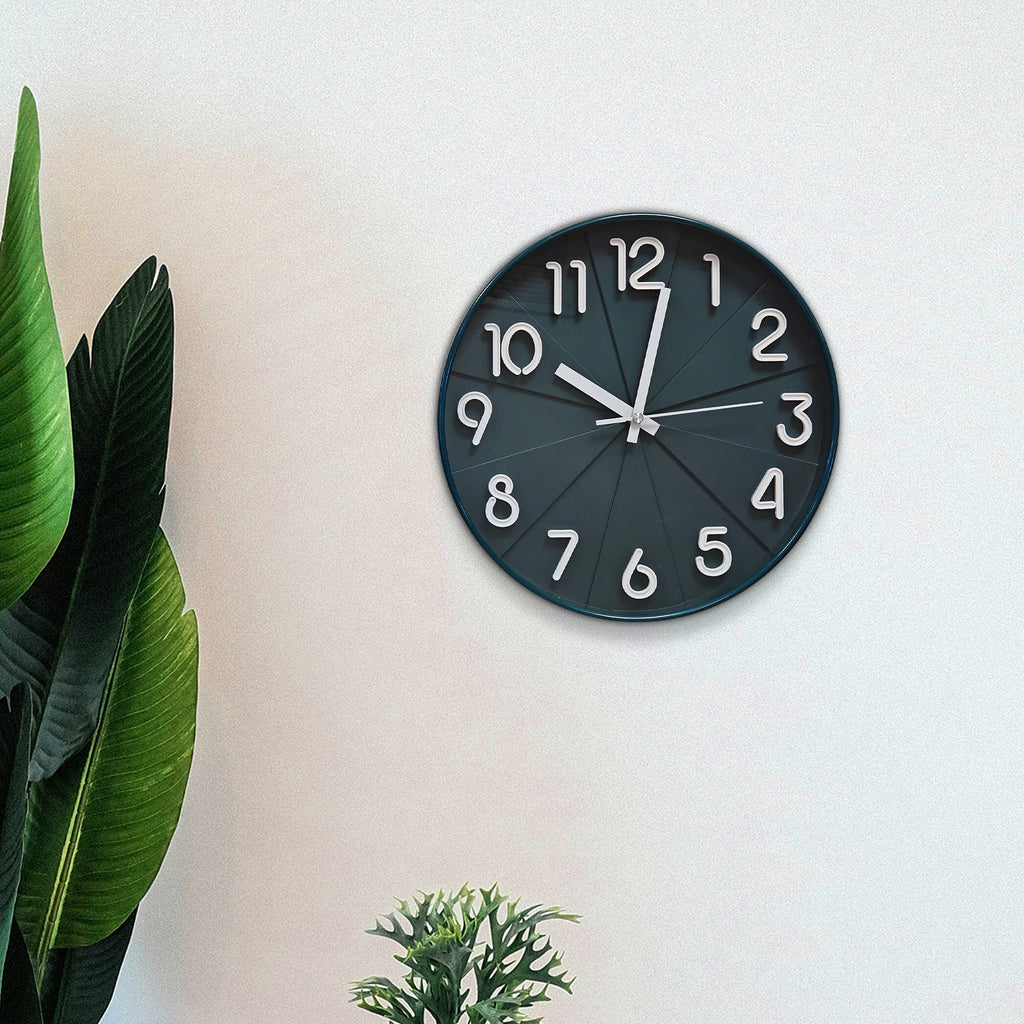 Silent Round Wall Clock: Tempered Glass Modern Non-Ticking Design for Home