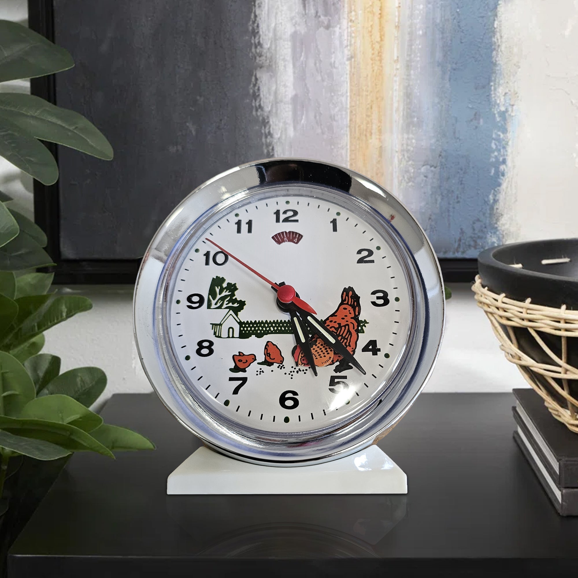 Charming Retro Animated Pecking Chicken Desk Alarm Clock with Gentle Nightlight