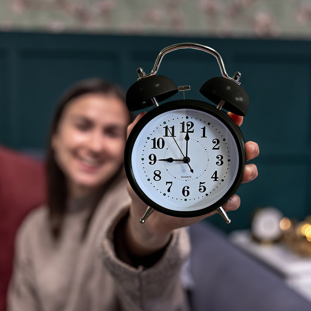 Retro Twin Bell Loud Bedside Alarm Clock Battery Operated Analogue
