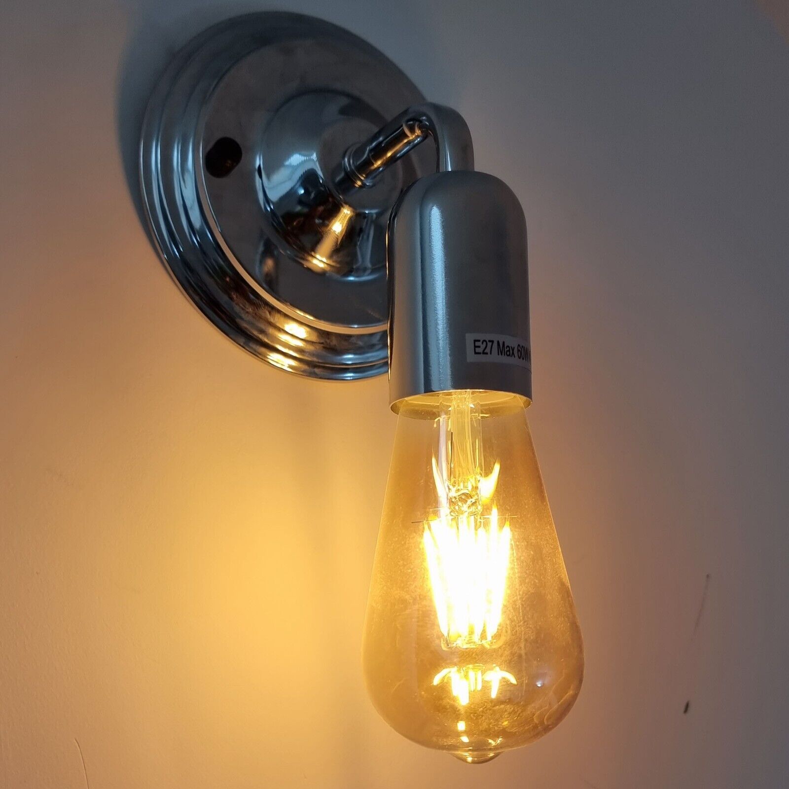 Vintage Industrial Chrome Wall Sconce Lamp - Retro Metal Light Fixture E27