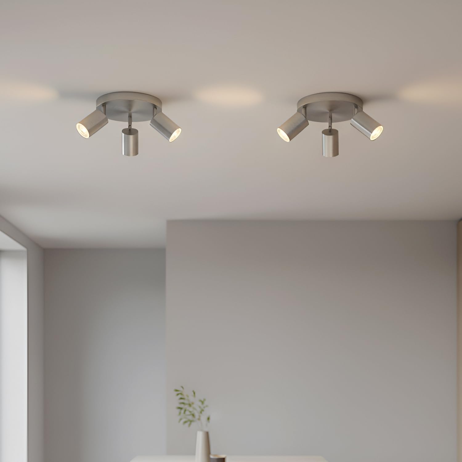 Stylish 3-Light GU10 Ceiling Spotlight: Adjustable Directional Track Lighting Fixture