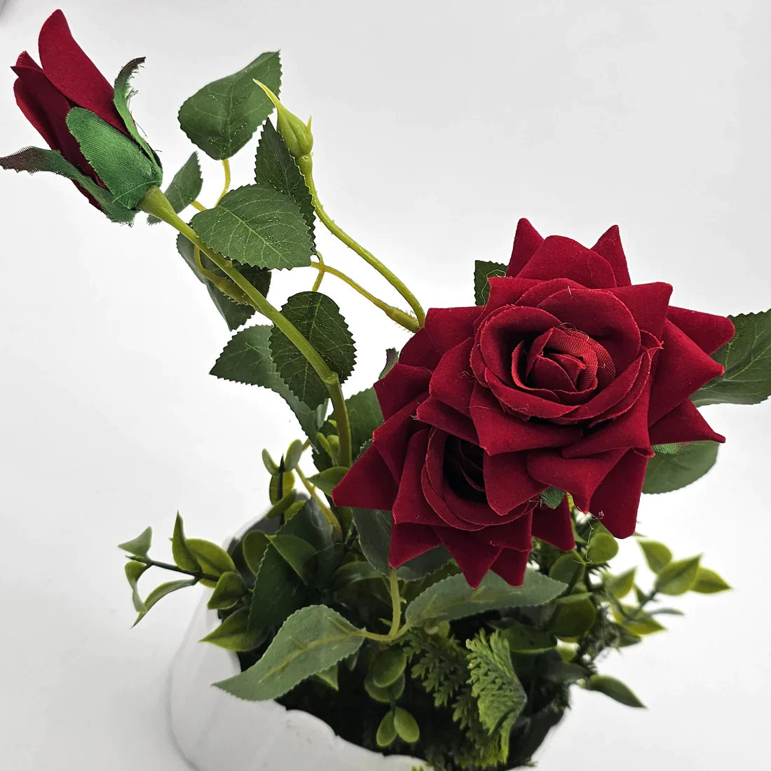 Lifelike Artificial Rose Flower Arrangement with Decorative Vase for Home