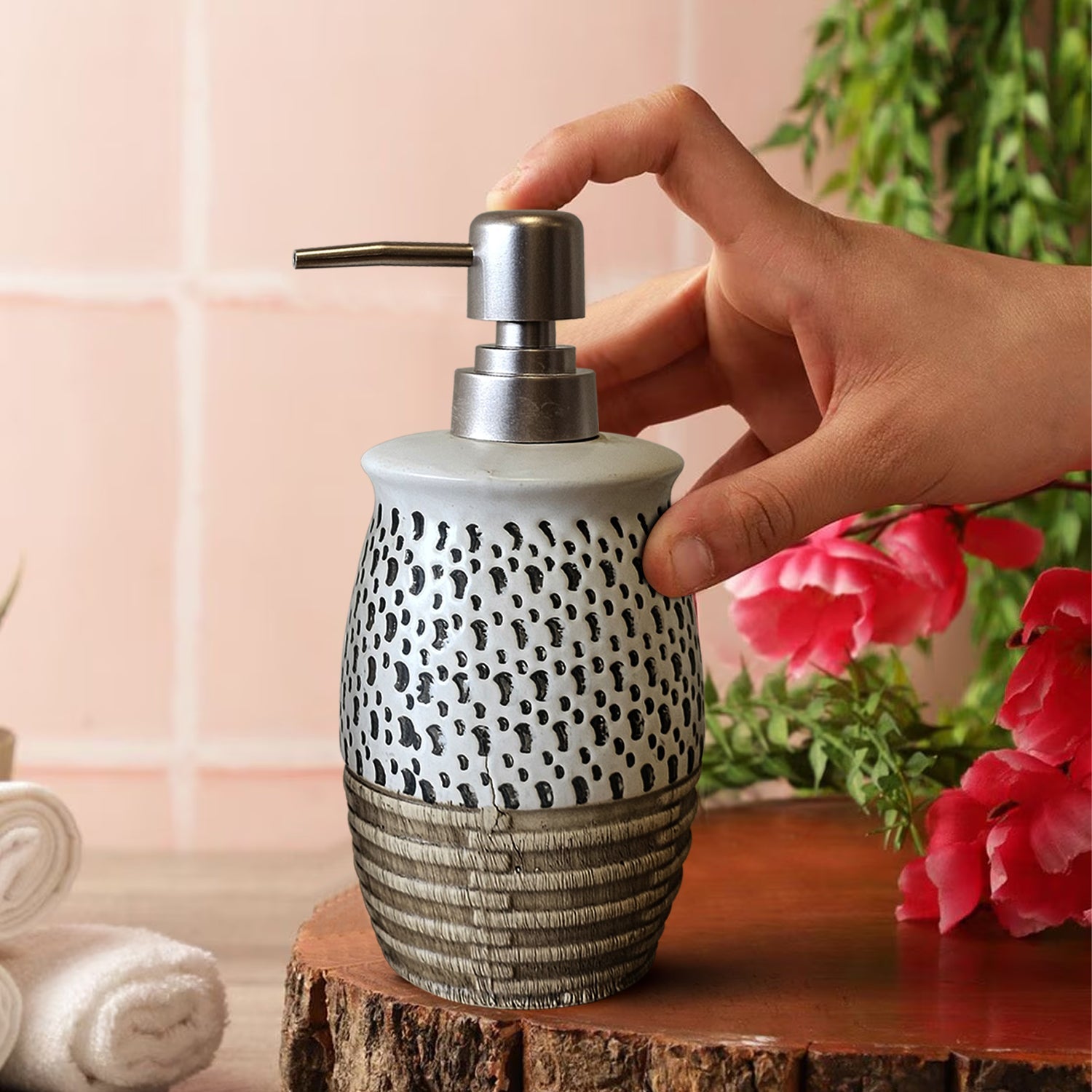 Elegant 4 Piece Ceramic Bathroom Accessory Set with Soap Dispenser