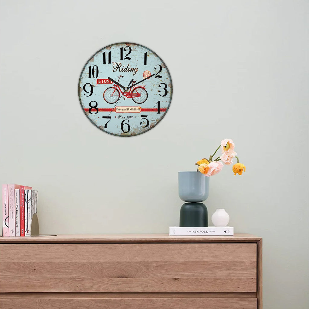 Retro Wooden Decorative Wall Clock - Ticking Shabby Chic Design for Home