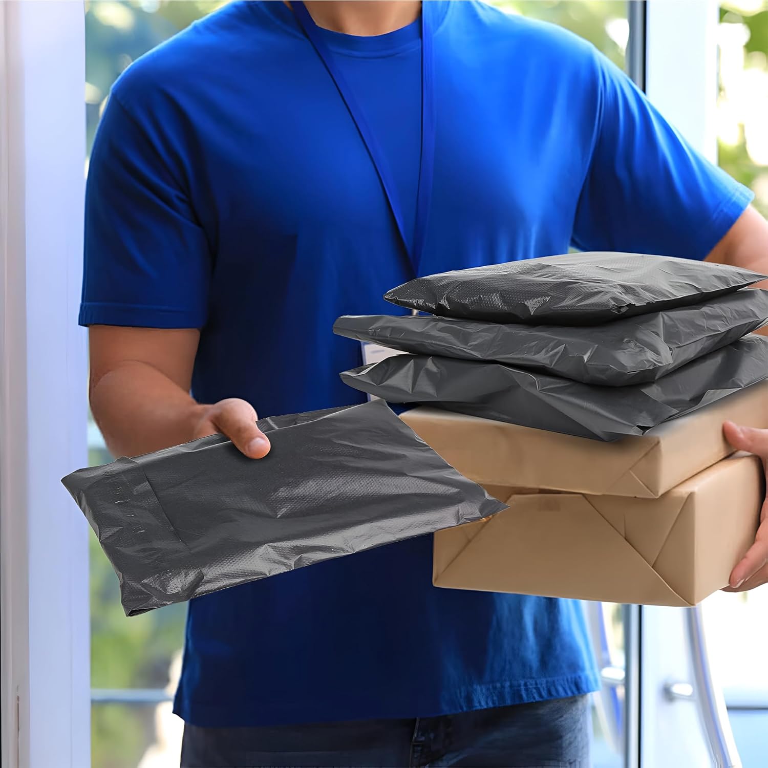 Heavy Duty Self-Sealing Polyethylene Mailing Bags for Secure Shipping 45x60 cm
